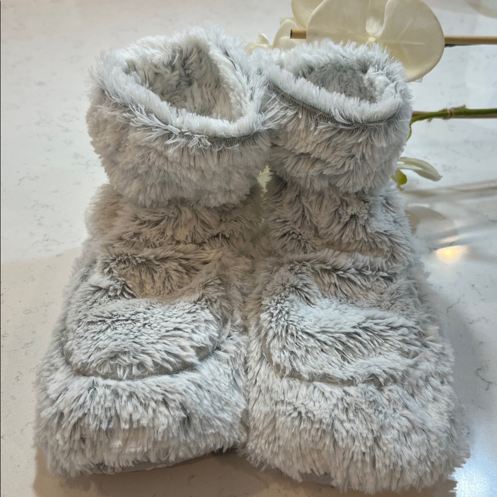 Plush Bootie Slippers for Women - Pale Pink - Picture 7 of 14